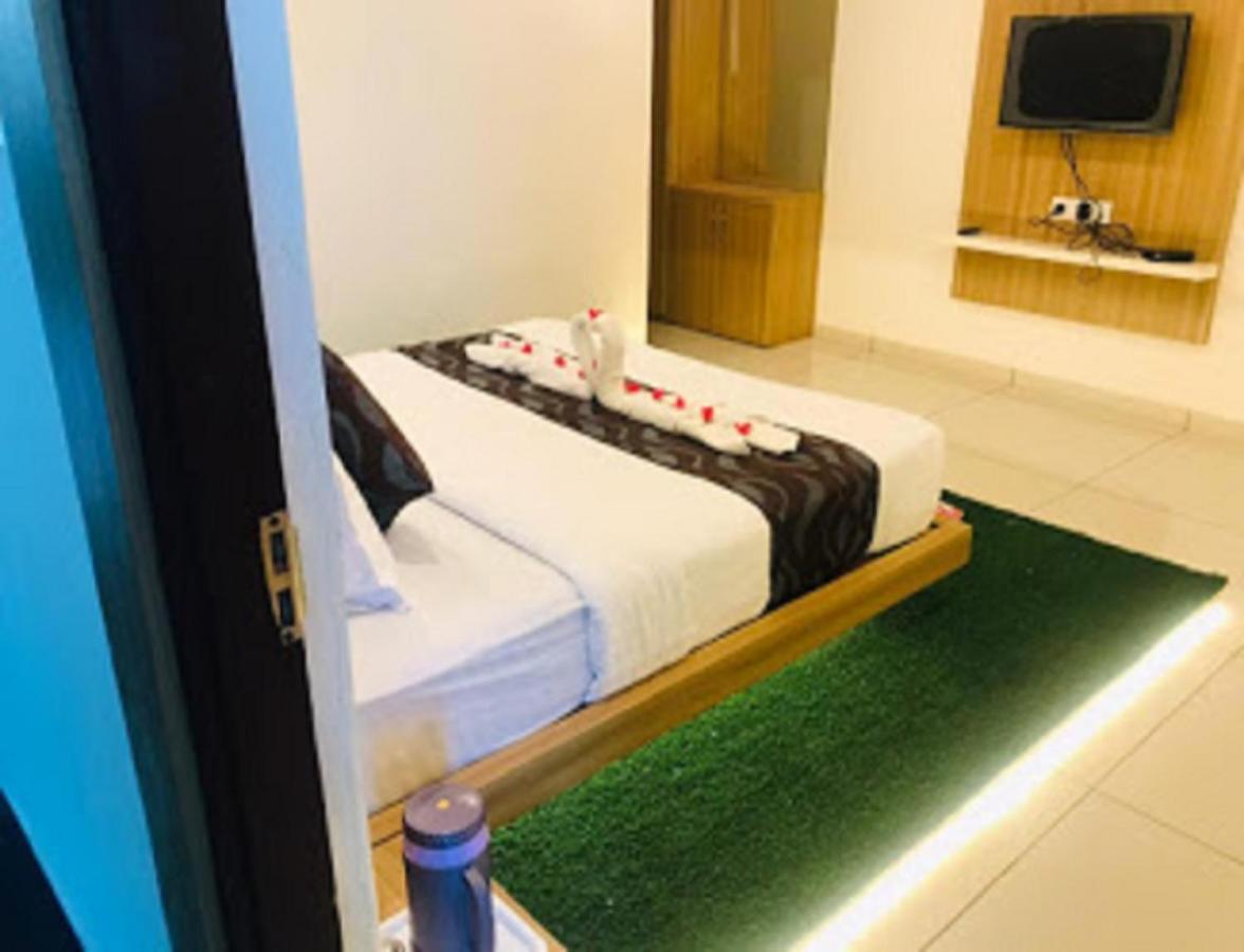 Hotel Fountain Fun Patan  Ngoại thất bức ảnh