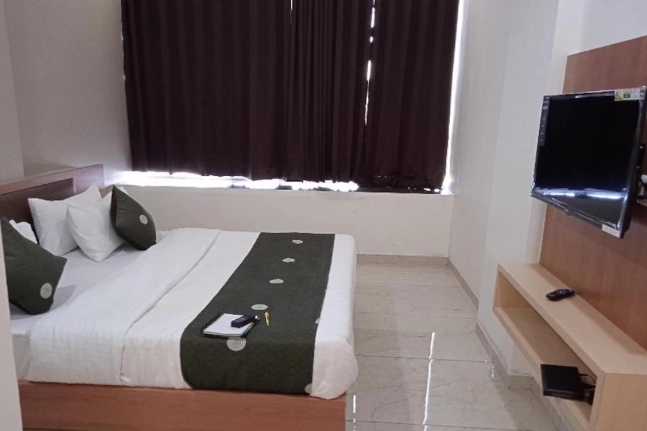 Hotel Fountain Fun Patan  Ngoại thất bức ảnh